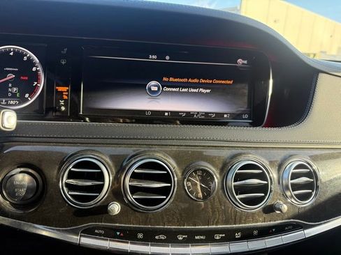 Used 2017 Mercedes-Benz S 550 4MATIC Sedan image 17
