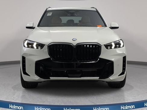 New 2026 BMW X5 xDrive40i w/ M Sport Package AWD/4WD image 2