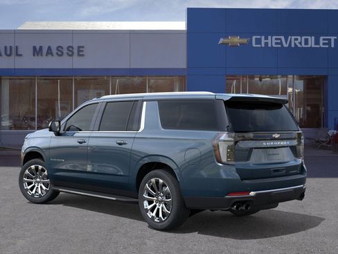 New 2026 Chevrolet Suburban Premier image 3