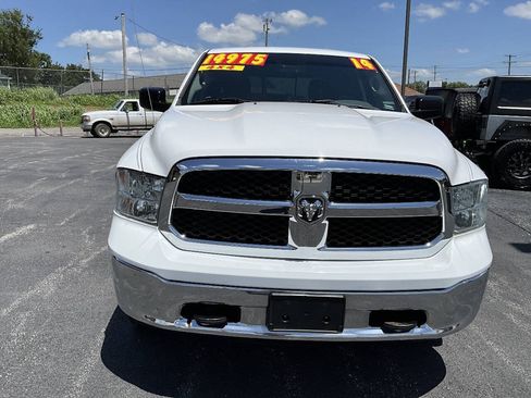 Used 2014 RAM 1500 Classic SLT w/ Remote Start & Security Group AWD/4WD image 8