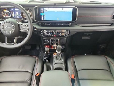 Used 2025 Jeep Wrangler Unlimited Rubicon image 87