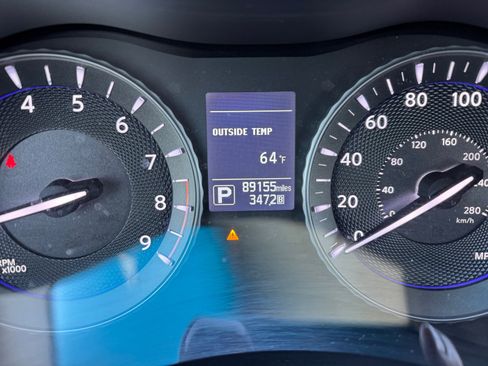 Used 2015 INFINITI Q70 3.7 w/ Deluxe Touring Package image 11