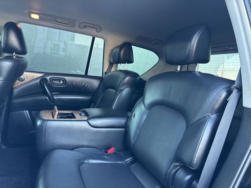 Used 2021 Nissan Armada SL w/ Captain's Chairs Package image 29