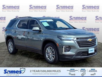 Used 2023 Chevrolet Traverse LT