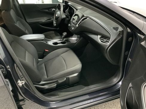 Used 2023 Chevrolet Malibu LT image 19