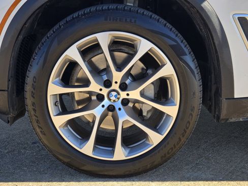 Used 2019 BMW X5 xDrive40i w/ Convenience Package image 10
