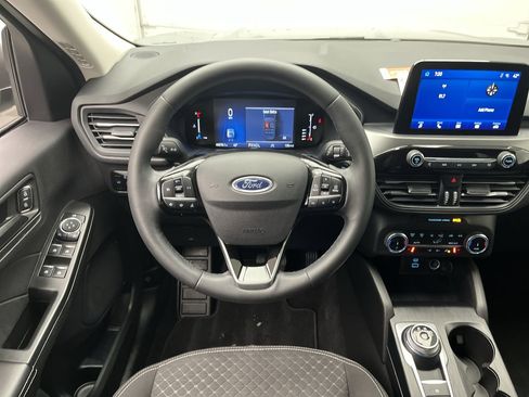 Used 2023 Ford Escape Active w/ Cold Weather Package image 12