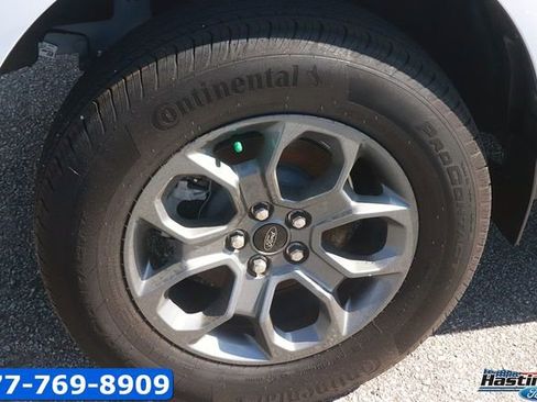 New 2025 Ford Maverick XLT w/ XLT Luxury Package image 7