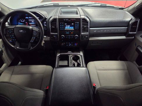 Used 2017 Ford F250 XLT w/ XLT Value Package image 7