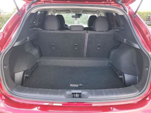 Certified 2022 Nissan Rogue Sport S image 13