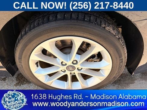 Used 2020 Ford Fusion Energi Titanium FWD image 8
