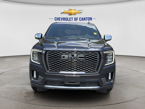 Used 2023 GMC Yukon Denali Ultimate AWD/4WD image 2