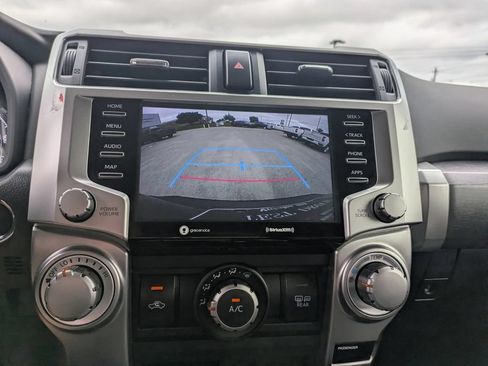 Used 2024 Toyota 4Runner SR5 RWD image 21