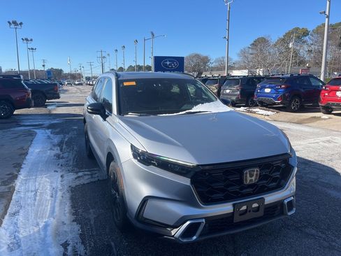Used 2023 Honda CR-V Sport Touring image 2
