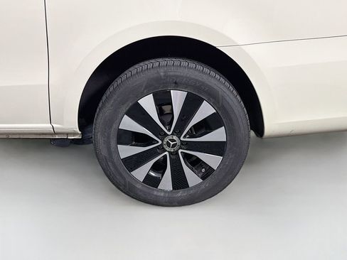 Used 2023 Mercedes-Benz Metris image 30