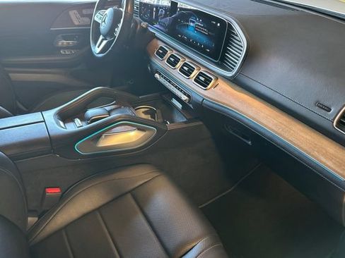 Used 2022 Mercedes-Benz GLS 450 4MATIC image 15