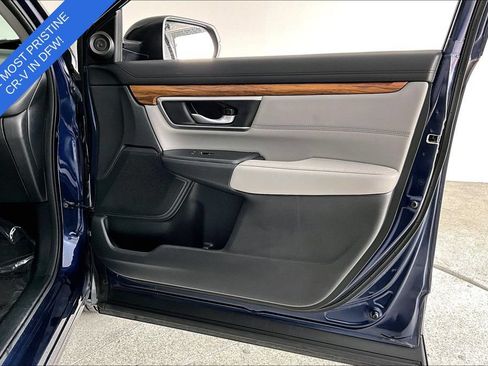 Used 2020 Honda CR-V Touring image 24