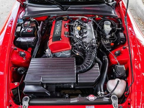 Used 2003 Honda S2000 image 19