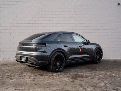 Certified 2025 Porsche Macan 4S Electric image 7