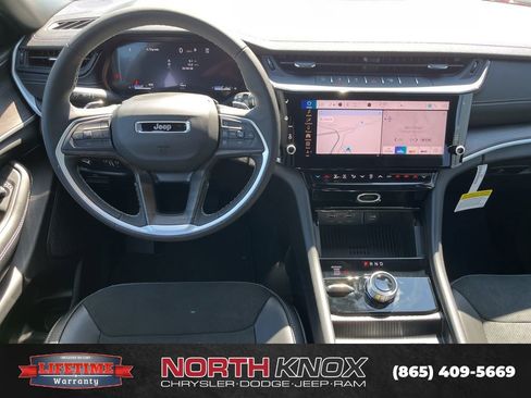 New 2026 Jeep Grand Cherokee Altitude AWD/4WD image 13