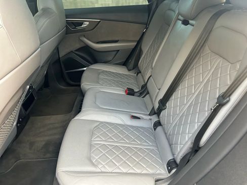 Used 2021 Audi SQ8 Premium Plus AWD/4WD image 21