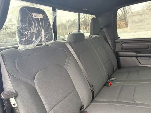 New 2026 RAM 1500 Express AWD/4WD image 26