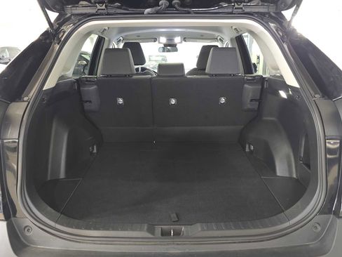Used 2025 Toyota RAV4 XLE AWD/4WD image 14