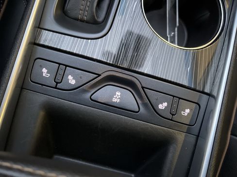 Used 2016 Chevrolet Impala LTZ image 31