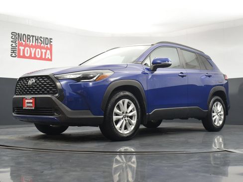 Used 2024 Toyota Corolla Cross LE w/ Moonroof Package AWD/4WD image 33
