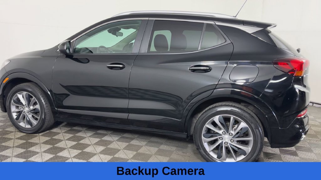 Used 2023 Buick Encore GX Select w/ Sport Touring Package FWD image 9