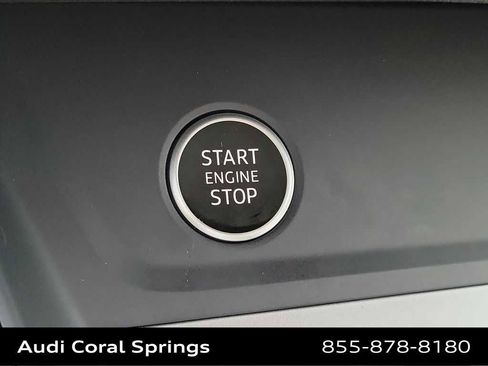 Certified 2025 Audi Q3 2.0T Premium w/ Convenience Package AWD/4WD image 27