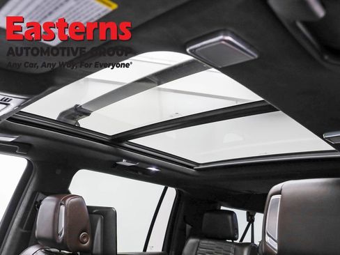 Used 2021 Cadillac Escalade ESV Premium Luxury Platinum image 41