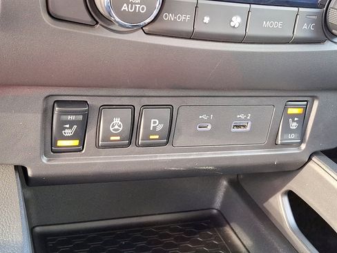 New 2026 Nissan Frontier SV w/ All-Weather Content Package image 15