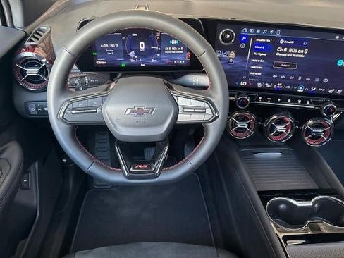 New 2026 Chevrolet Blazer EV RS AWD/4WD image 15