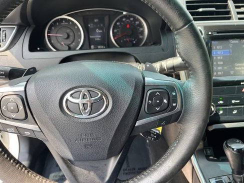 Used 2017 Toyota Camry SE FWD image 16