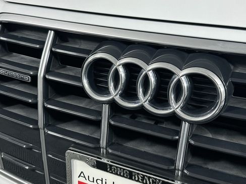 Used 2021 Audi Q5 2.0T Premium w/ Convenience Package AWD/4WD image 14