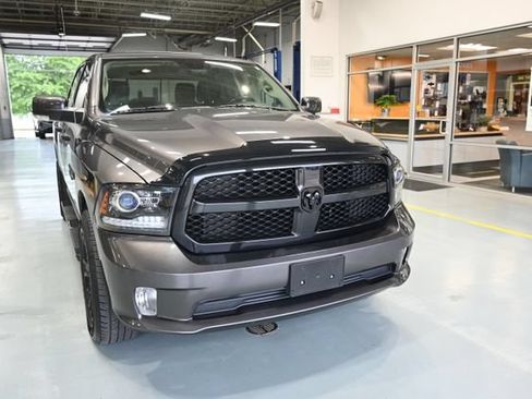 Used 2017 RAM 1500 Sport w/ Quick Order Package 26Q Night AWD/4WD image 3