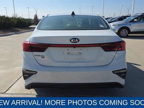 Used 2019 Kia Forte Sedan image 4