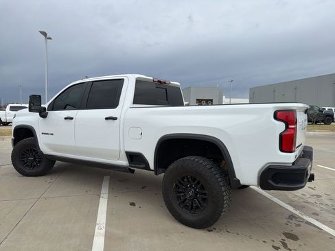 Certified 2025 Chevrolet Silverado 2500 ZR2 w/ Technology Package image 6
