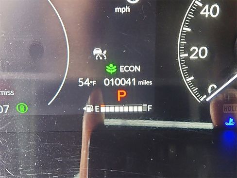 Certified 2025 Honda HR-V Sport image 6