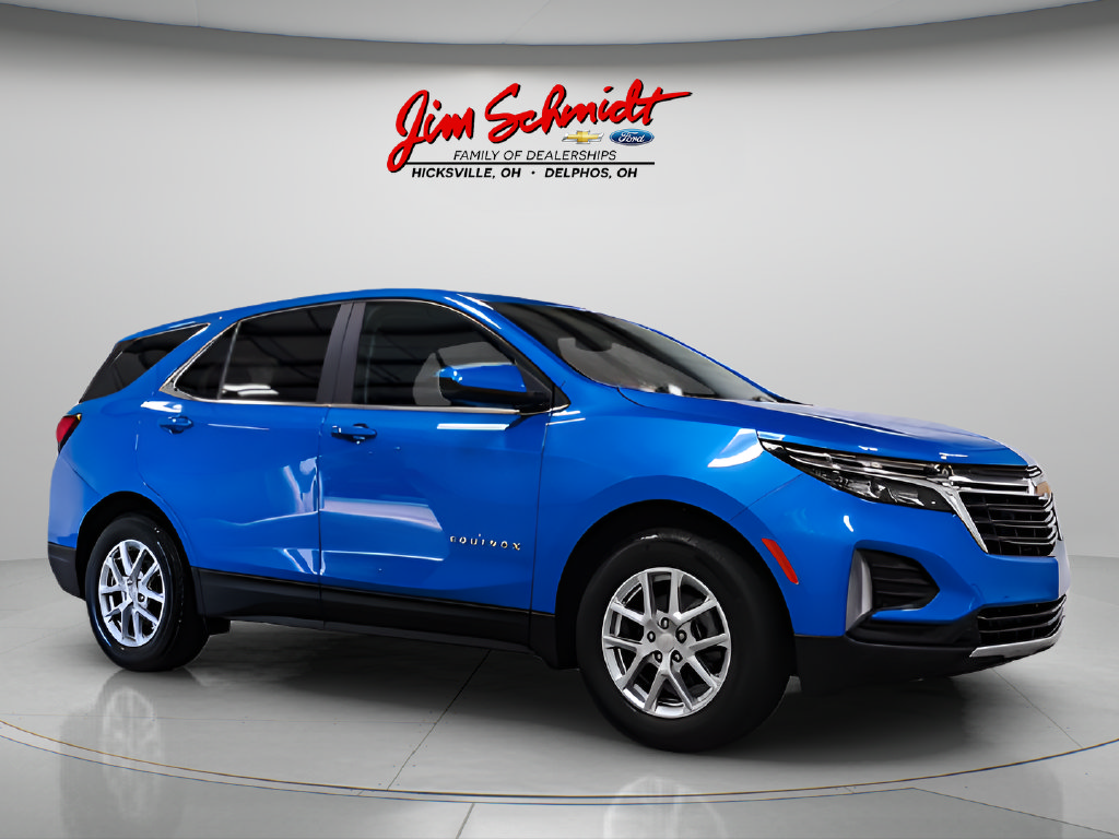 Used 2024 Chevrolet Equinox LT w/ LPO, Floor Liner Package FWD image 1