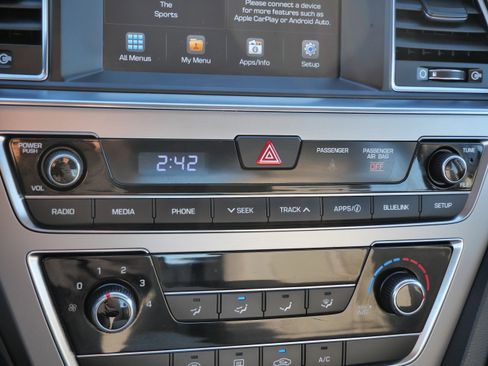 Used 2017 Hyundai Sonata SE w/ Cargo Package image 29