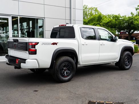 New 2026 Nissan Frontier PRO-4X w/ Tow Package AWD/4WD image 6