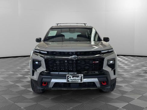New 2026 Chevrolet Traverse Z71 w/ Driver Confidence Package AWD/4WD image 2