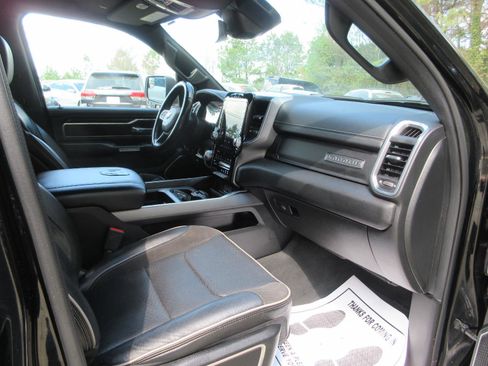 Used 2023 RAM 1500 Laramie image 14