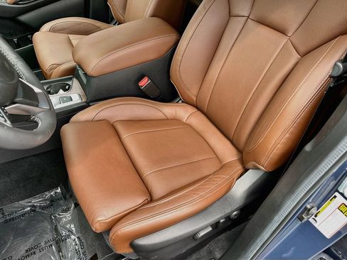 Used 2025 Subaru Ascent Touring AWD/4WD image 20