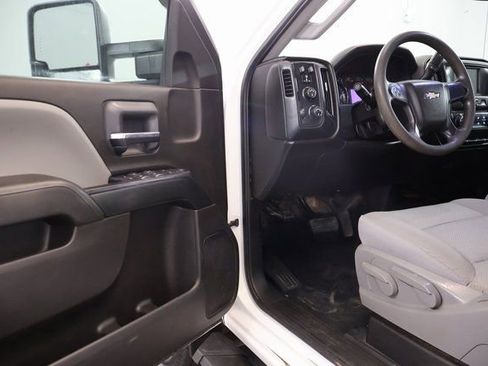Used 2016 Chevrolet Silverado 3500 W/T w/ WT Convenience Package AWD/4WD image 9