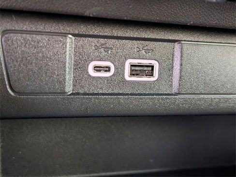 New 2026 GMC Canyon Elevation image 14