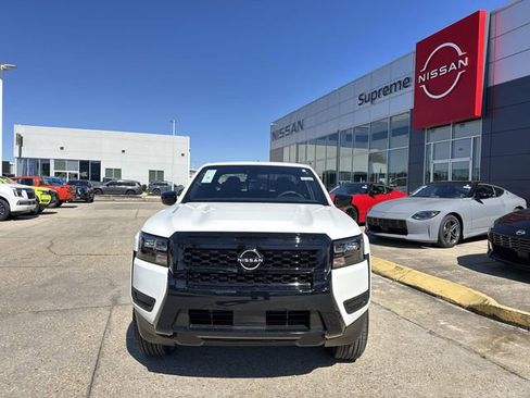 New 2026 Nissan Frontier SV image 2