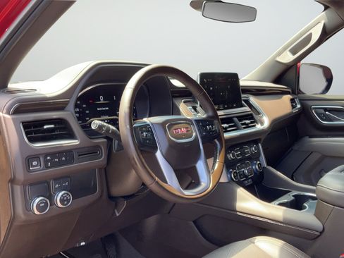 Certified 2024 GMC Yukon SLE RWD image 25